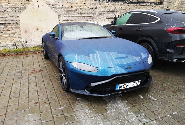 Aston Martin V8 Vantage 2018