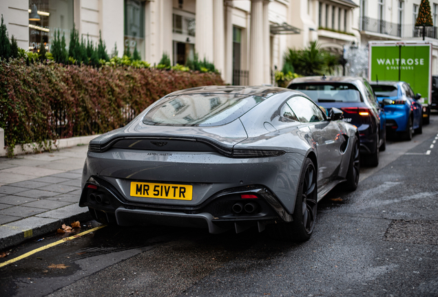 Aston Martin V8 Vantage 2018