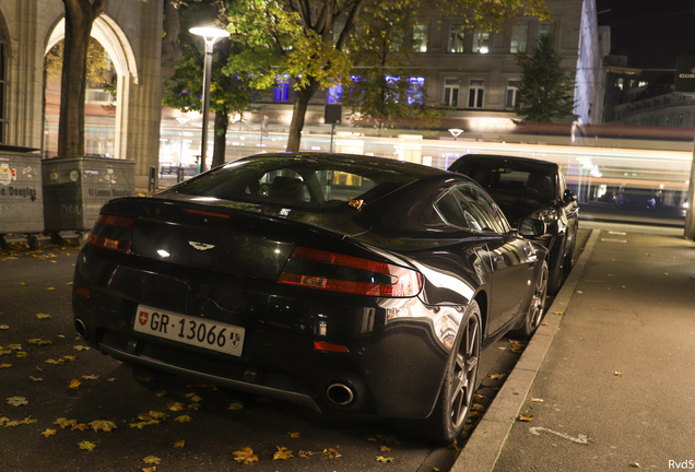 Aston Martin V8 Vantage