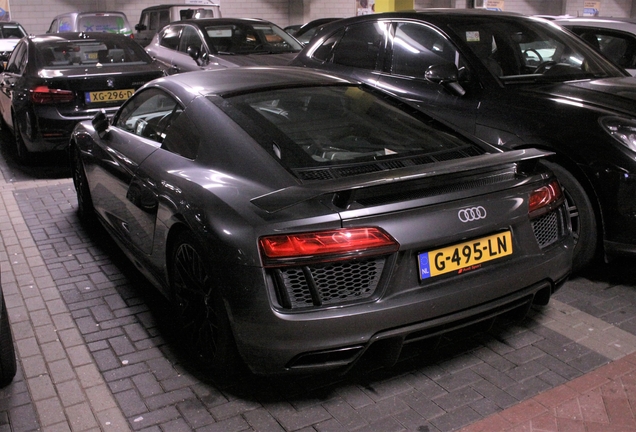 Audi R8 V10 Plus 2015