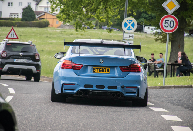 BMW M4 F82 Coupé Custom Racetec