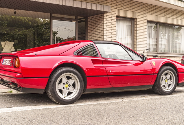 Ferrari 328 GTS