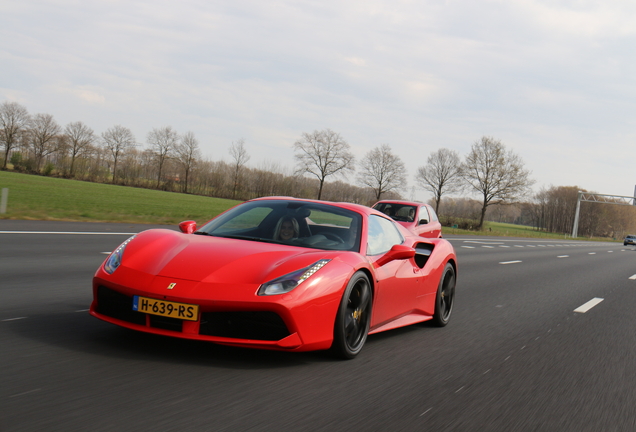 Ferrari 488 Spider