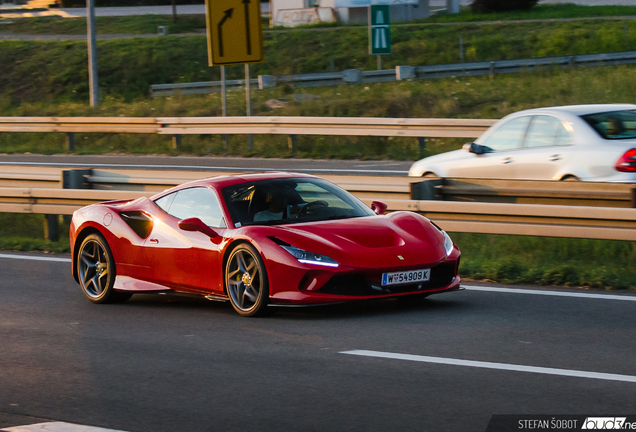 Ferrari F8 Tributo