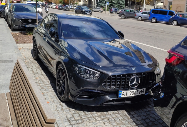 Mercedes-AMG E 63 S W213 2021