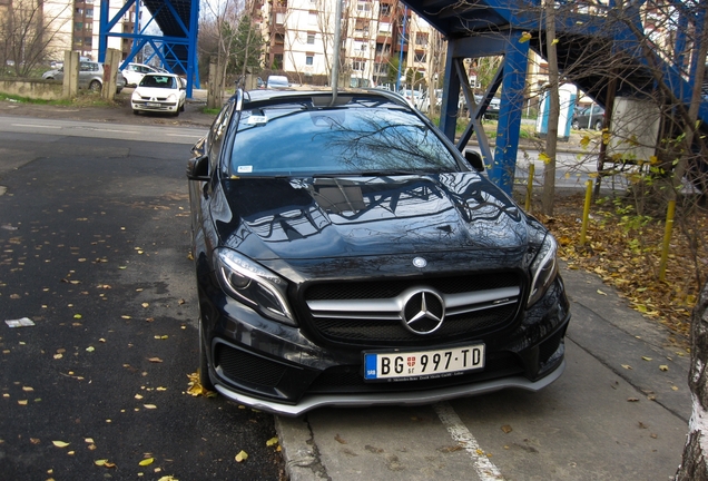 Mercedes-AMG GLA 45 X156