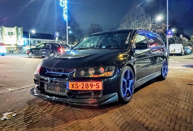 Mitsubishi Lancer Evolution IX Wagon GT