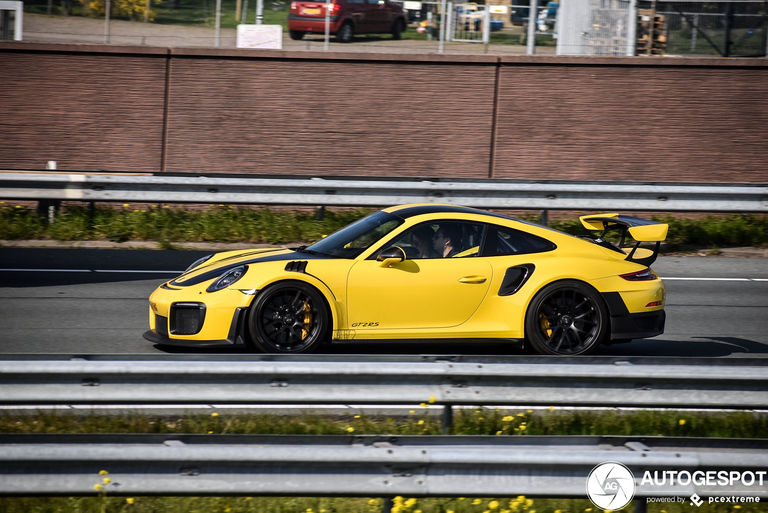 Porsche 991 GT2 RS Weissach Package