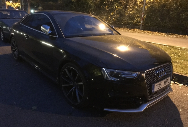 Audi RS5 B8 2012