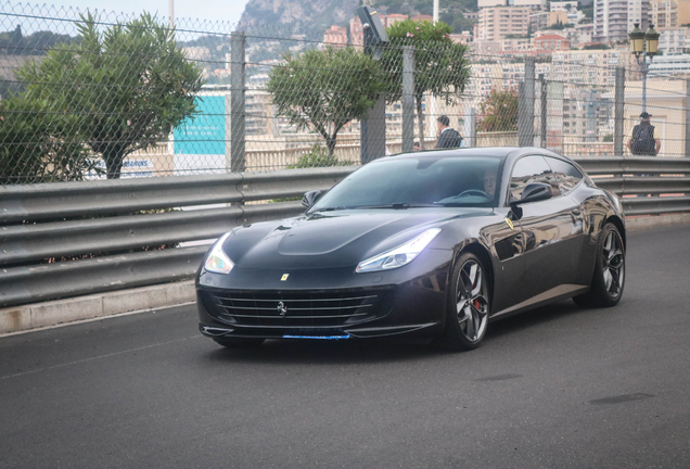 Ferrari GTC4Lusso