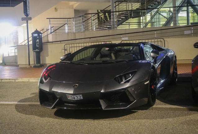 Lamborghini Aventador LP700-4 Roadster