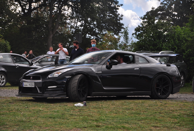 Nissan GT-R APR Performance GTC-500 Series