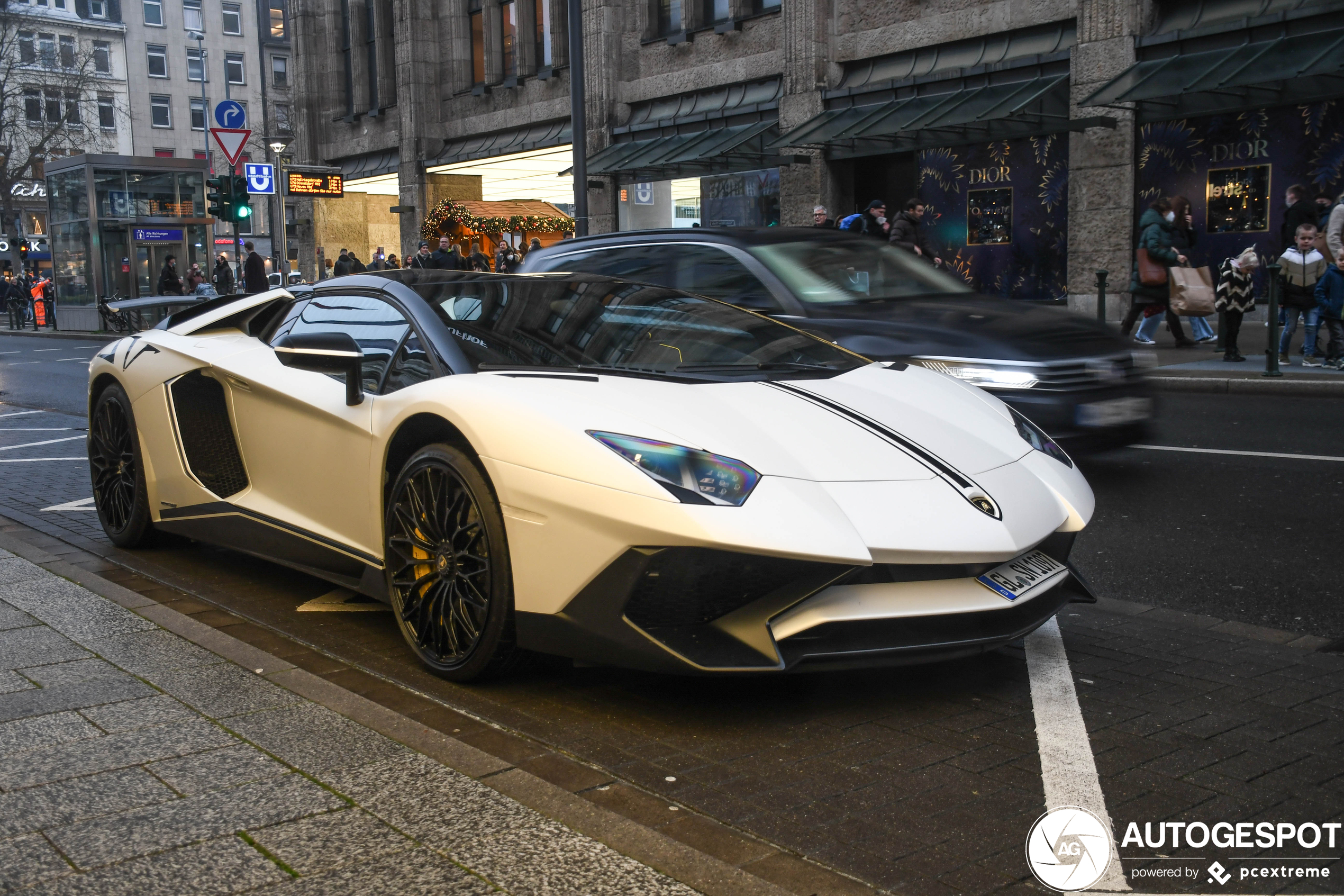 Lamborghini Aventador LP750-4 SuperVeloce Roadster