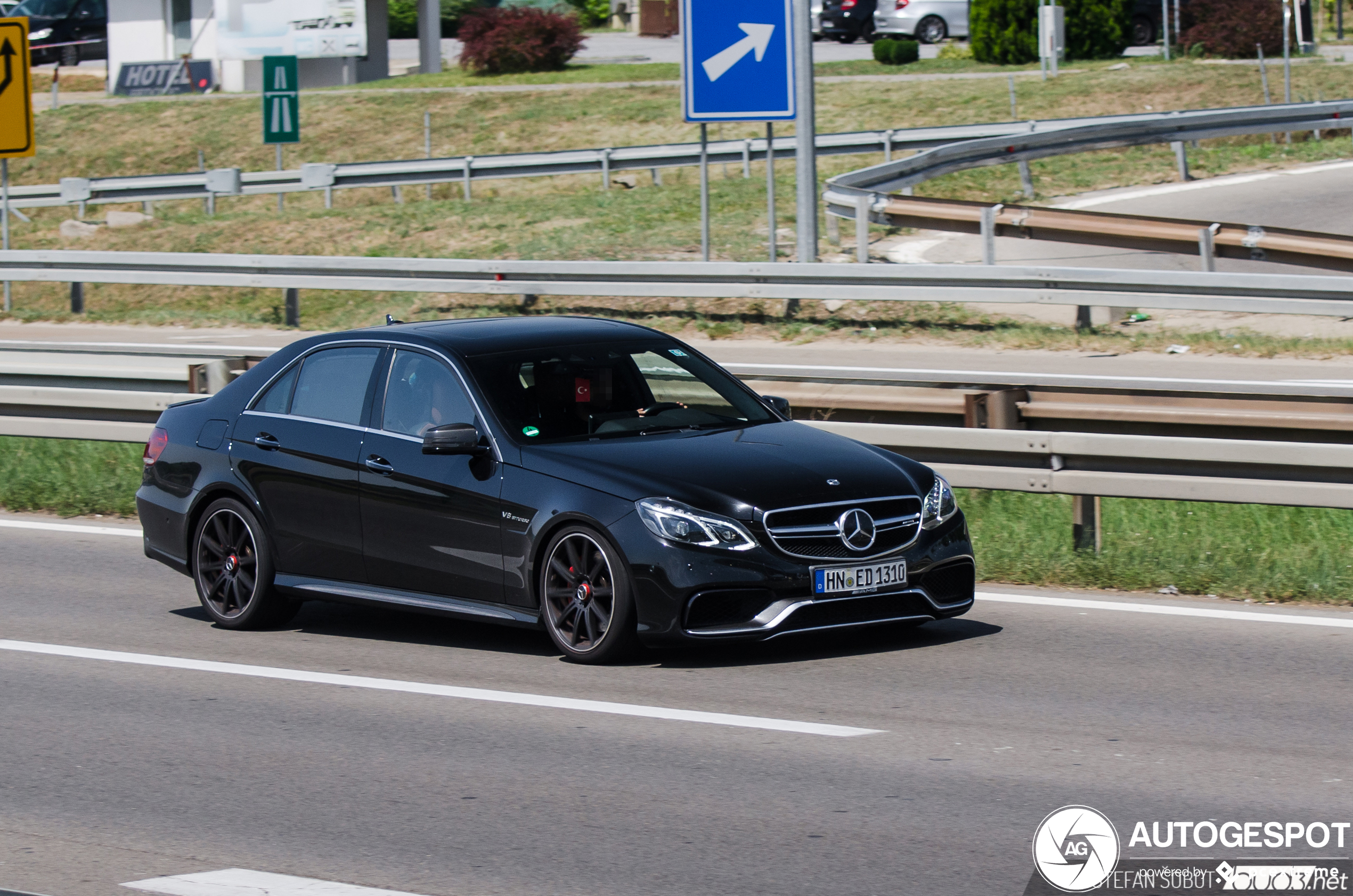 Mercedes-Benz E 63 AMG S W212