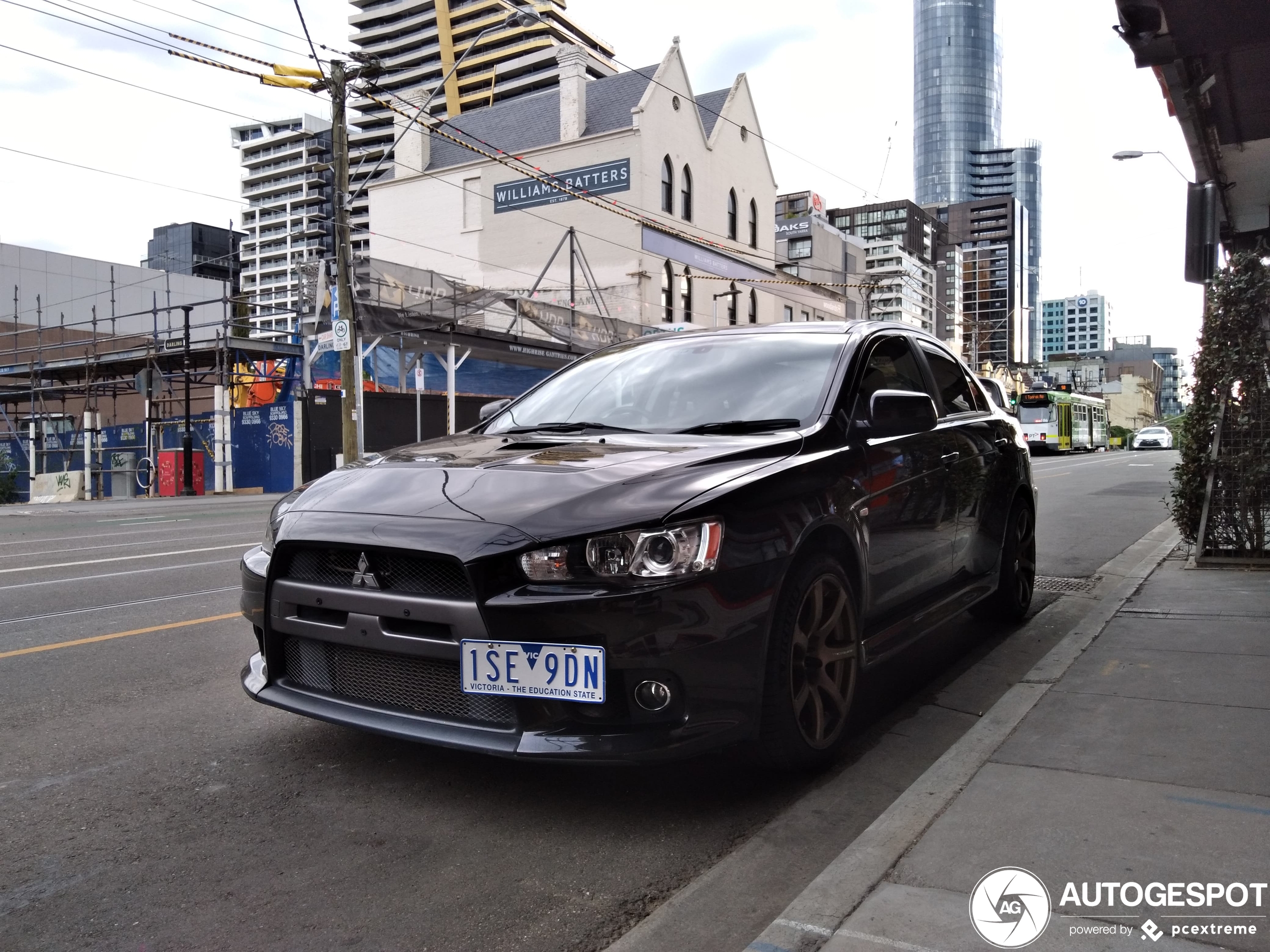 Mitsubishi Lancer Evolution X MR