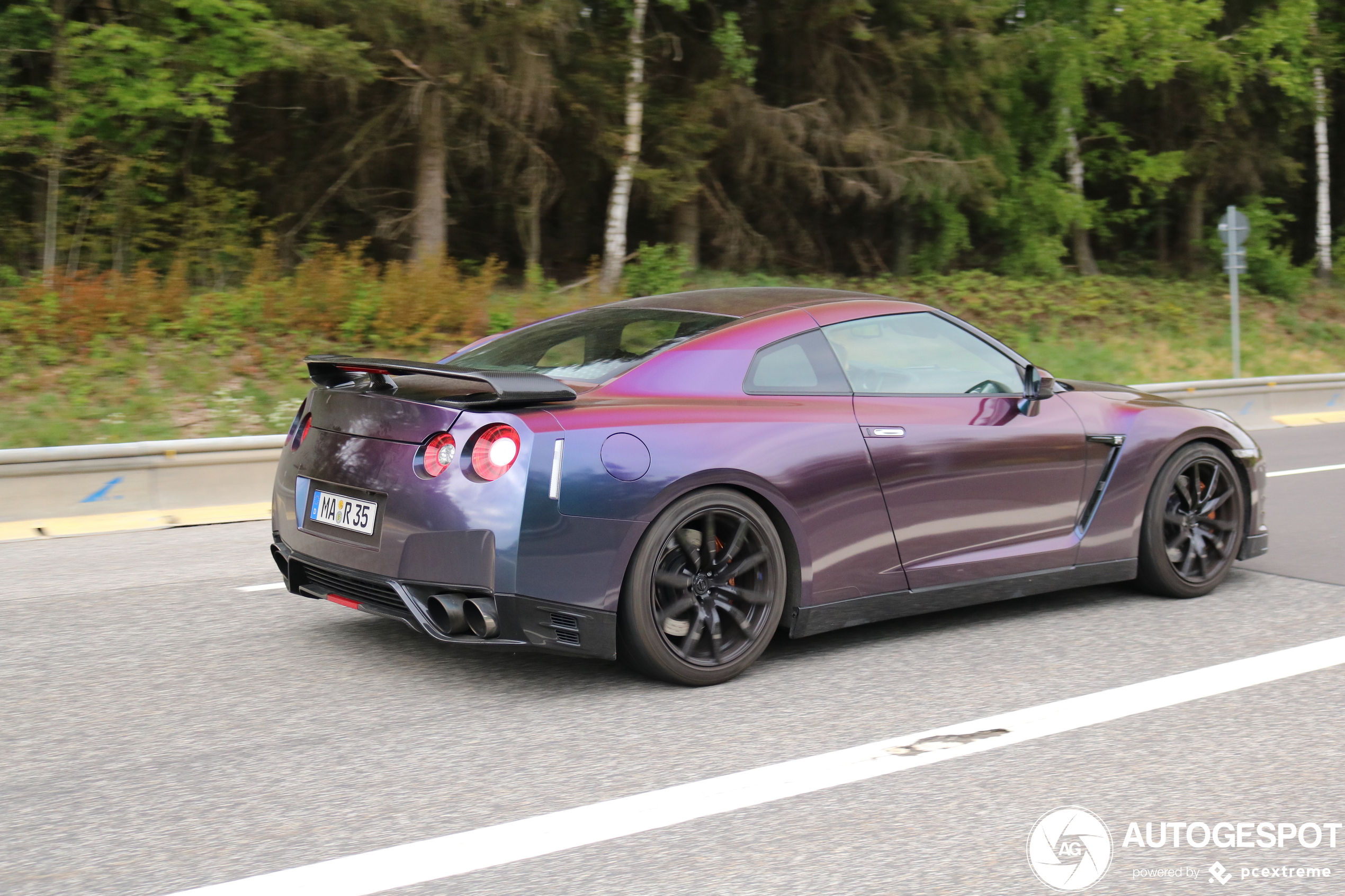 Nissan GT-R 2014