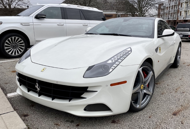 Ferrari FF