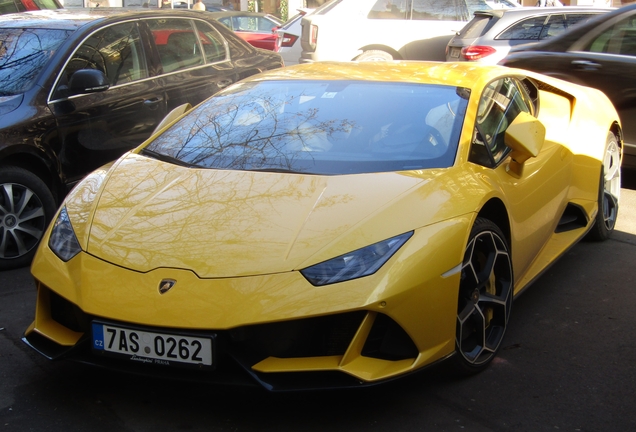 Lamborghini Huracán LP640-4 EVO