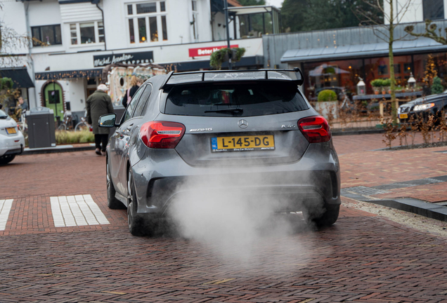 Mercedes-AMG A 45 W176 2015