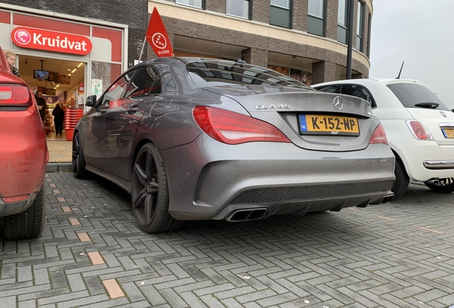 Mercedes-Benz CLA 45 AMG C117