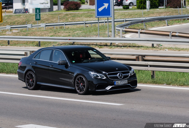 Mercedes-Benz E 63 AMG S W212