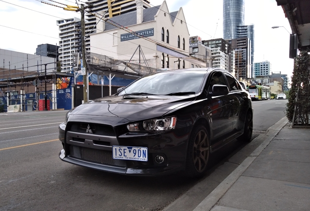 Mitsubishi Lancer Evolution X MR