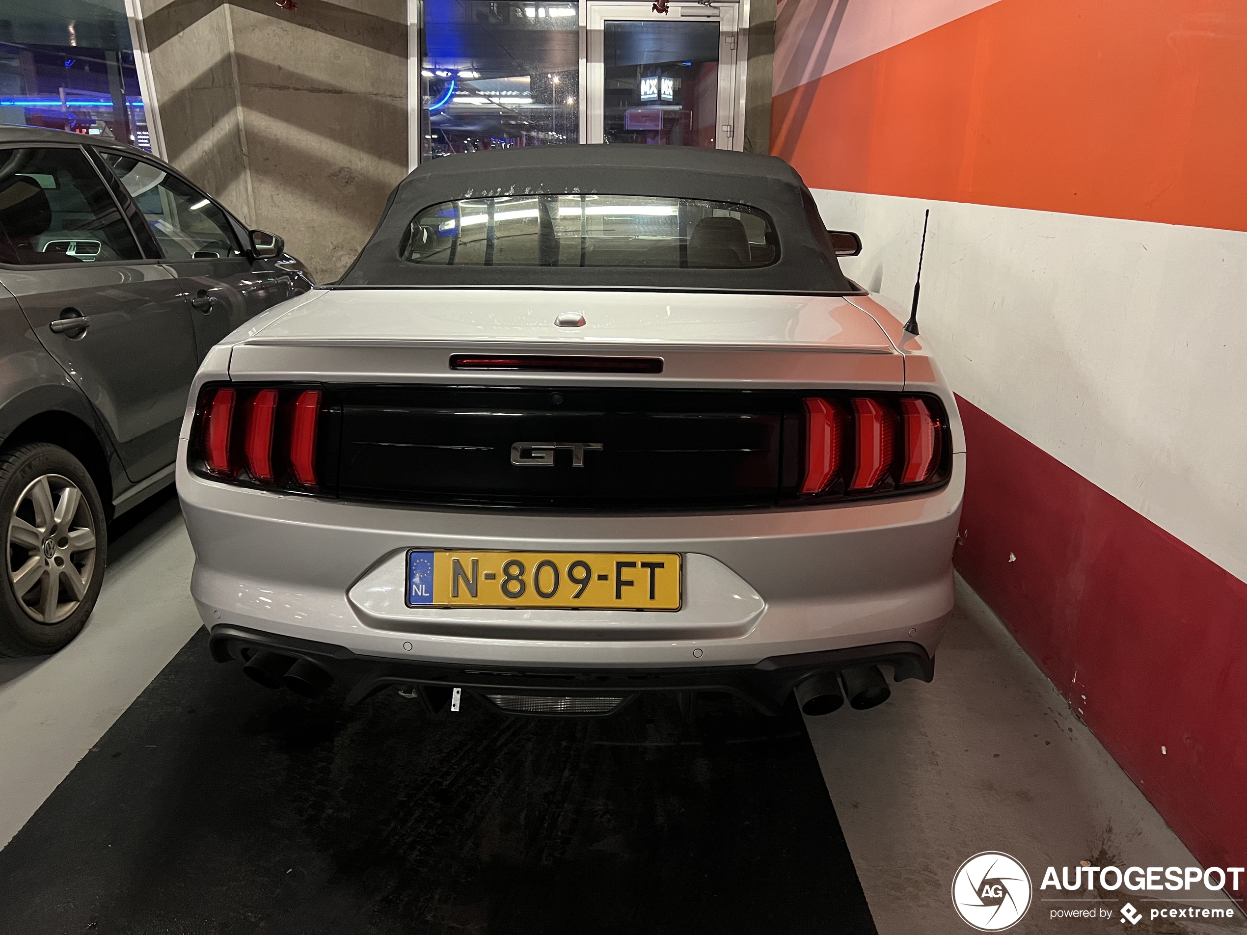 Kun jij de nieuwprijs raden van deze Nederlandse Mustang GT?
