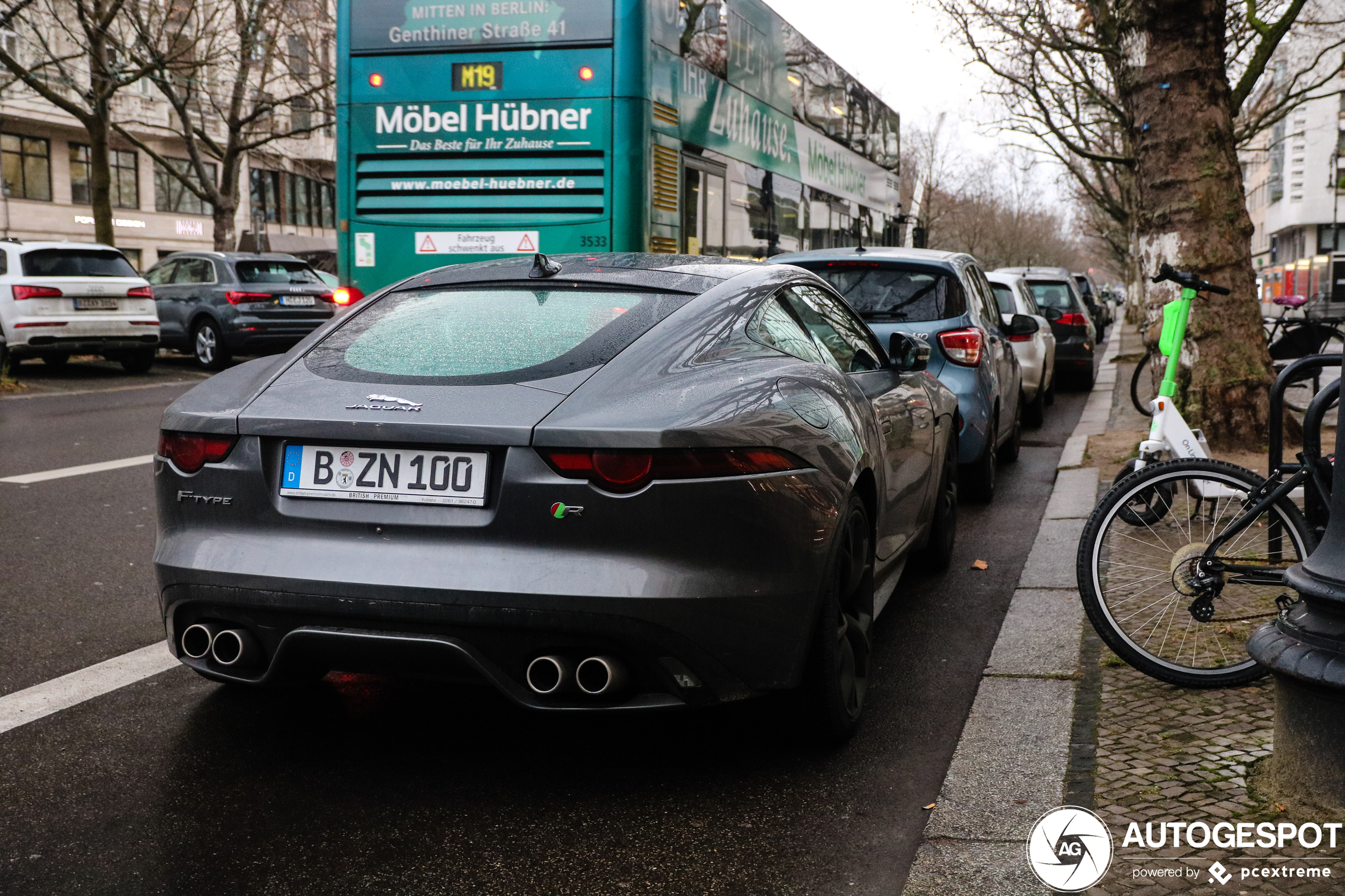 Jaguar F-TYPE R Coupé 2017