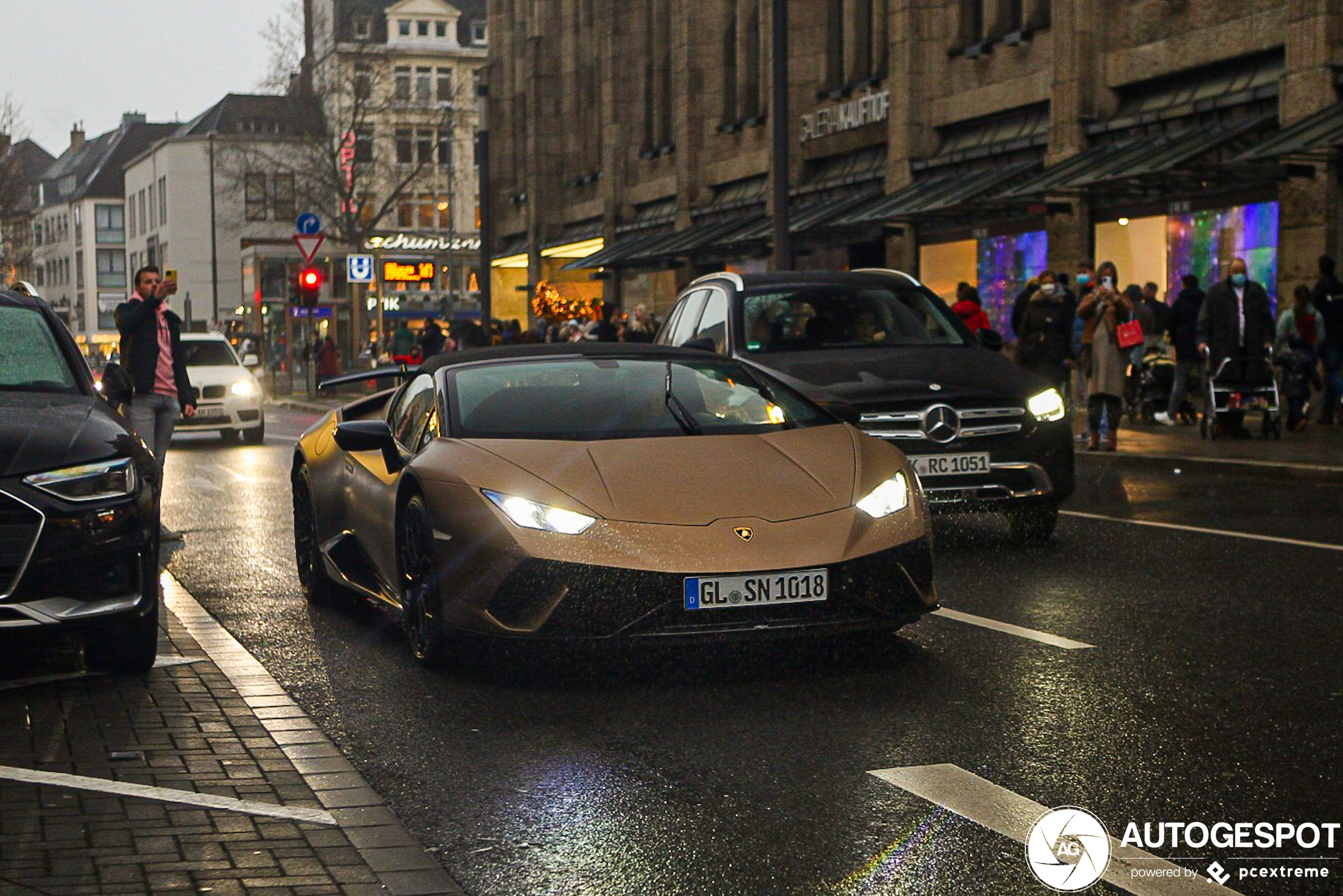 Lamborghini Huracán LP640-4 Performante Spyder