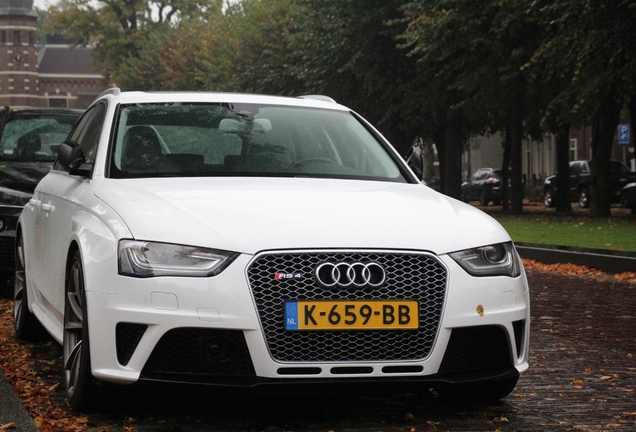 Audi RS4 Avant B8