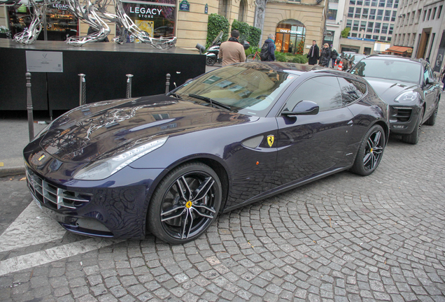 Ferrari FF