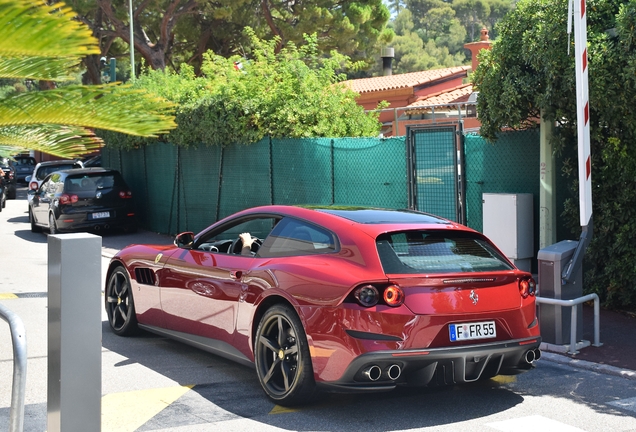 Ferrari GTC4Lusso