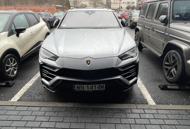 Lamborghini Urus