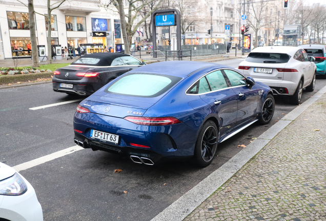 Mercedes-AMG GT 63 S X290