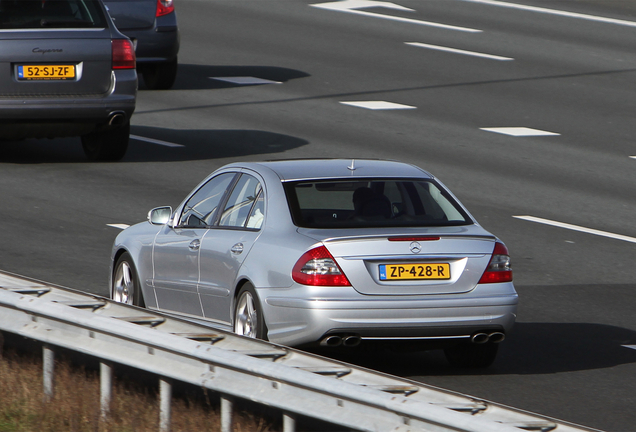 Mercedes-Benz E 63 AMG