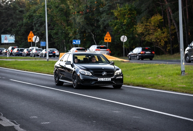 Mercedes-Benz E 63 AMG W212 2013