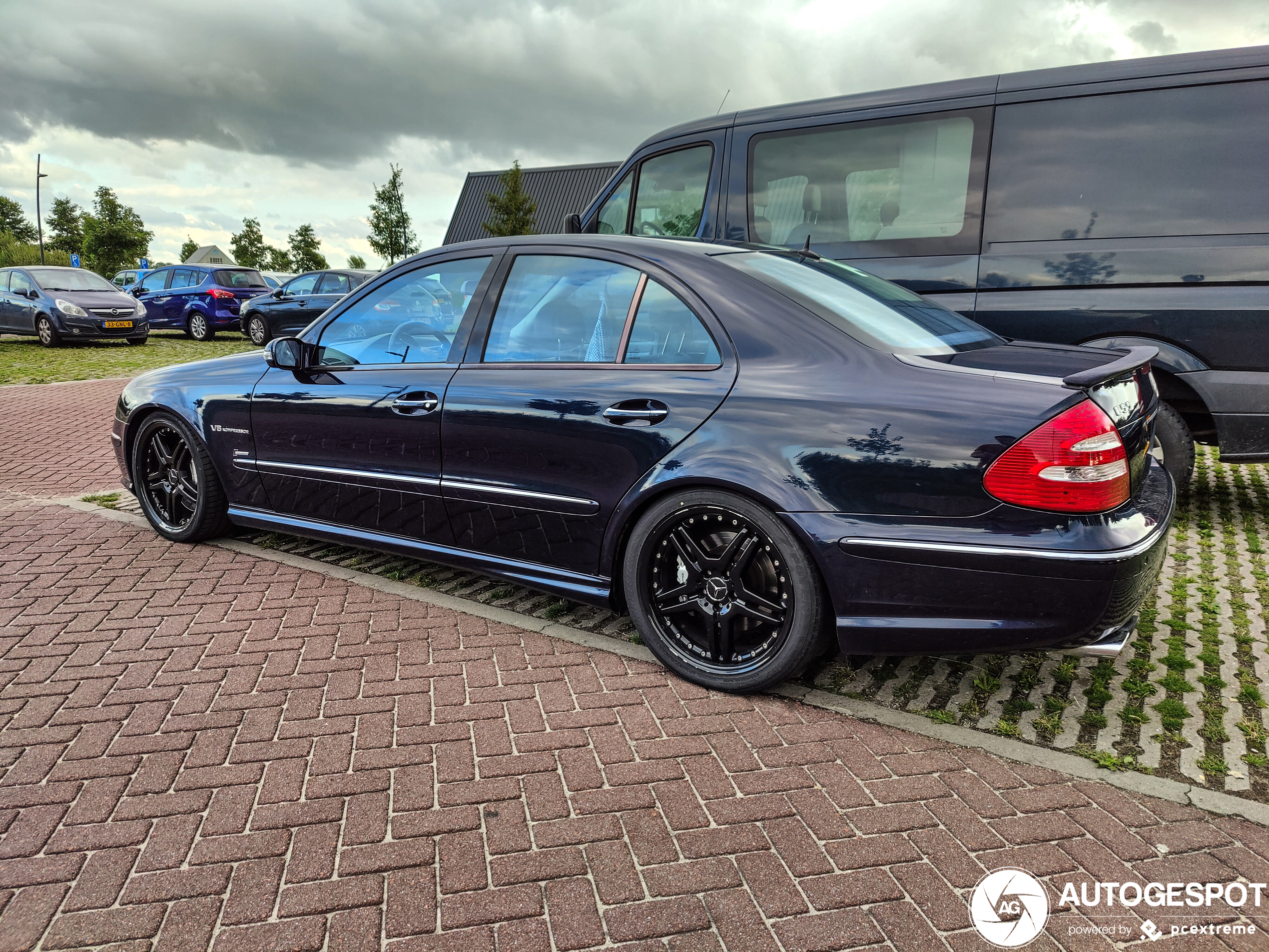 Mercedes-Benz E 55 AMG