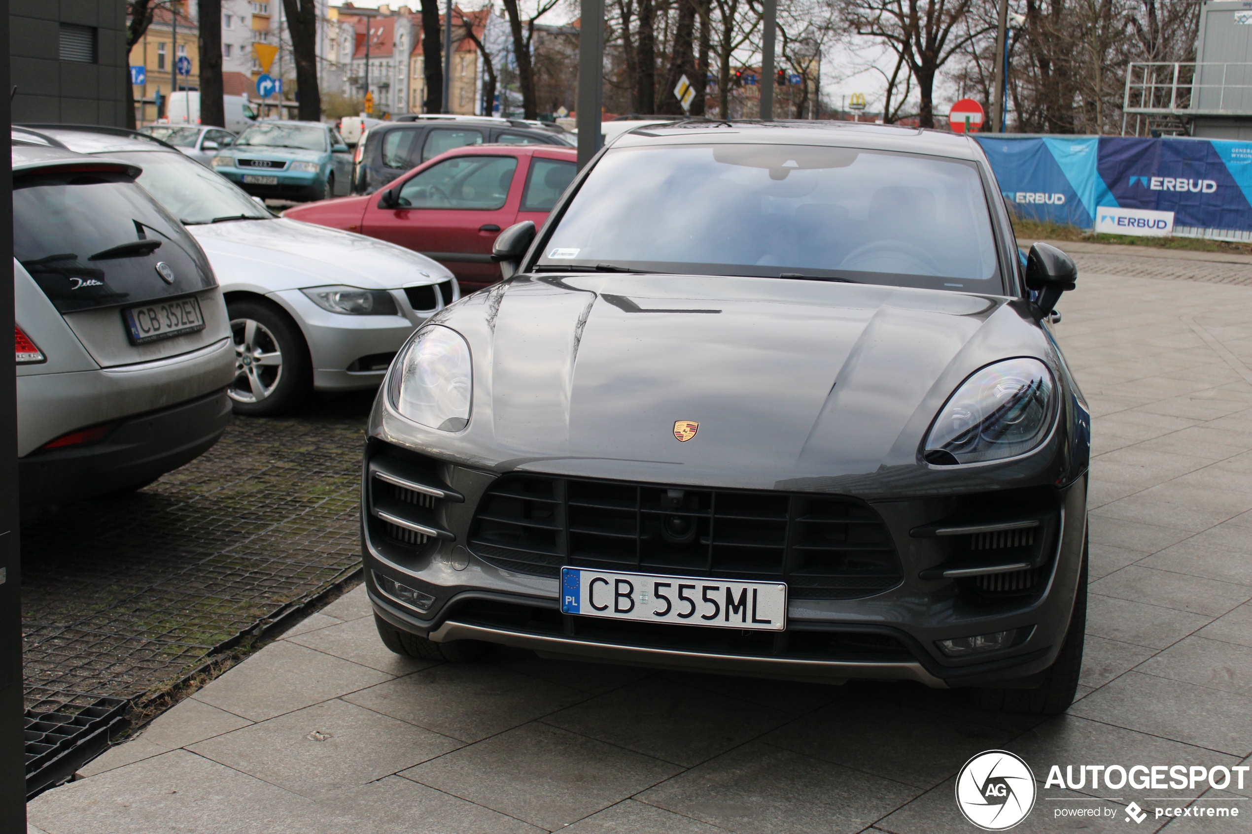 Porsche 95B Macan Turbo