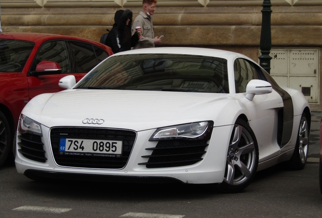 Audi R8