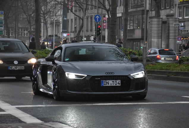 Audi R8 V10 2015