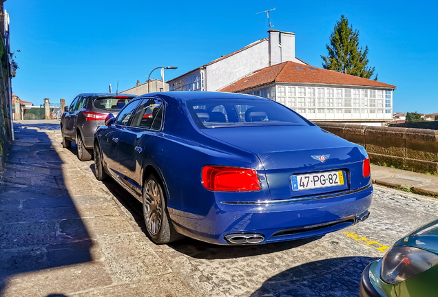 Bentley Flying Spur V8