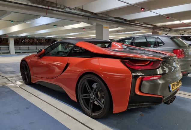 BMW i8 Roadster