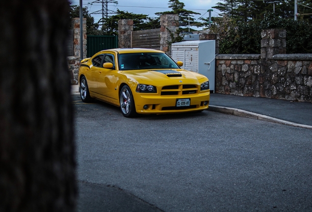 Dodge Charger SRT-8 Super Bee