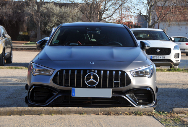 Mercedes-AMG CLA 45 S Shooting Brake X118