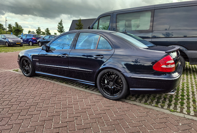 Mercedes-Benz E 55 AMG