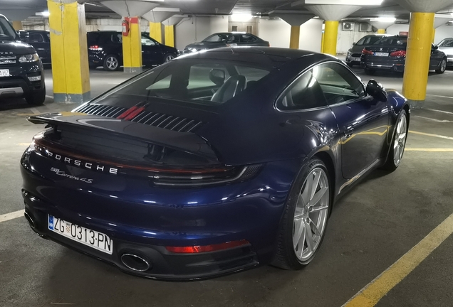 Porsche 992 Carrera 4S