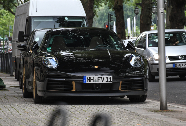 Porsche 992 Carrera 4S