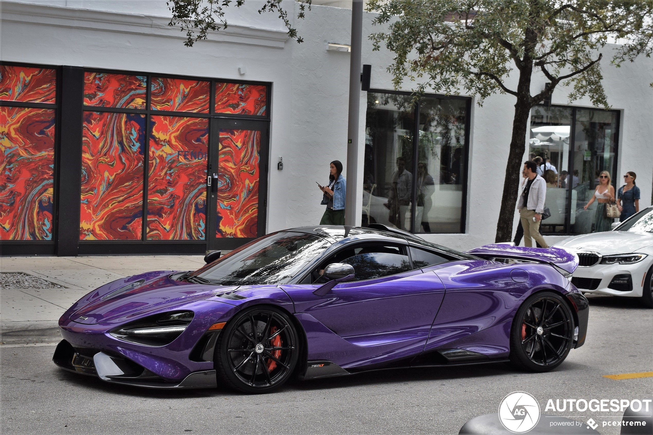 McLaren 765LT