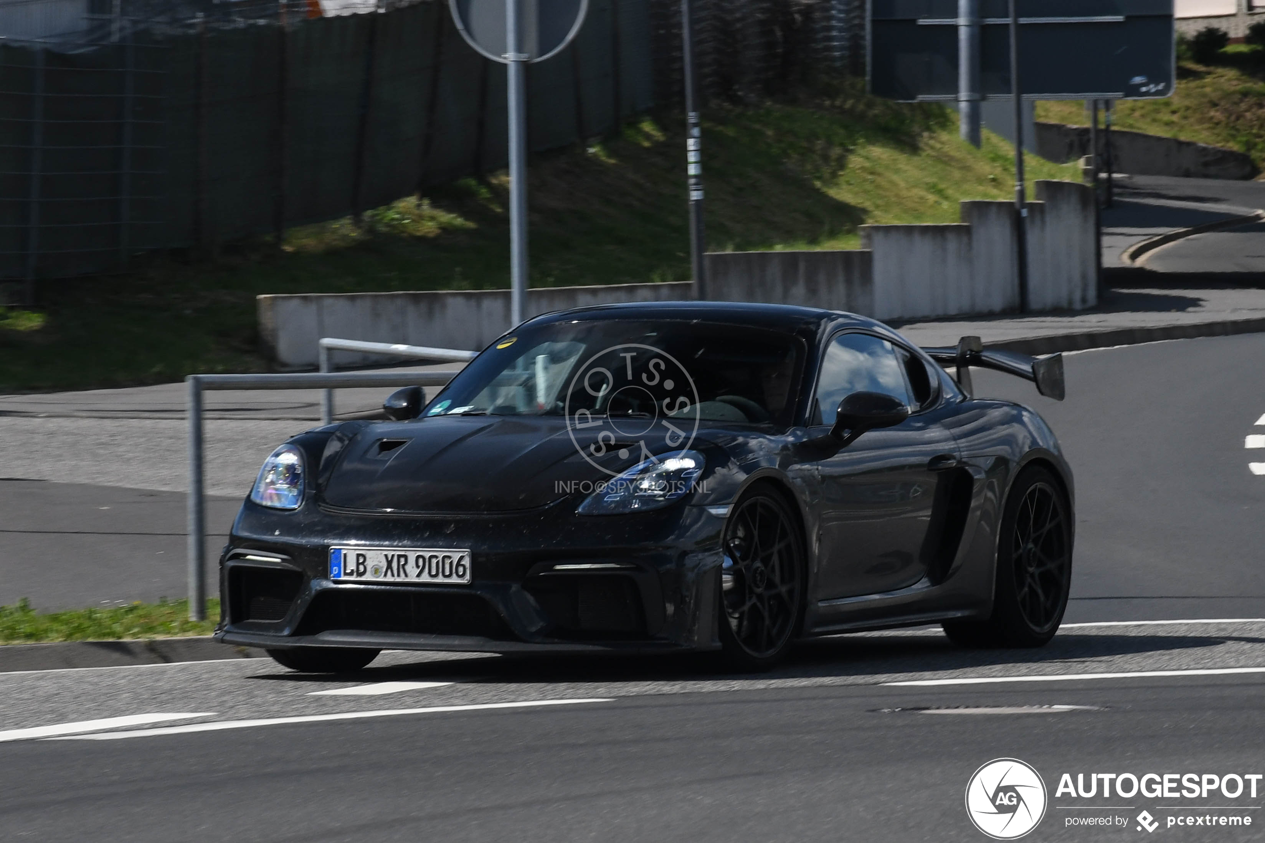 Porsche 718 Cayman GT4 RS