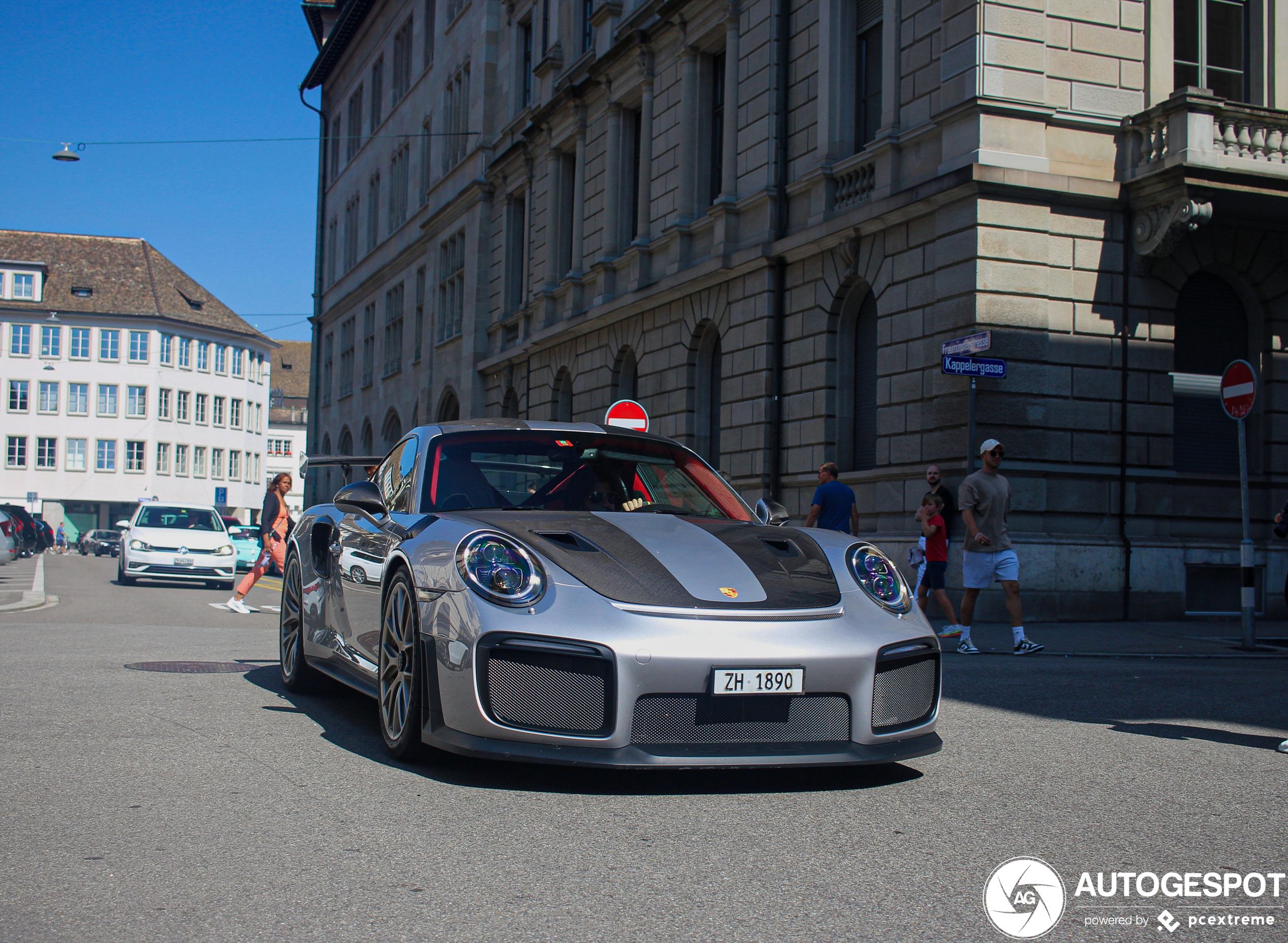 Porsche 991 GT2 RS Weissach Package